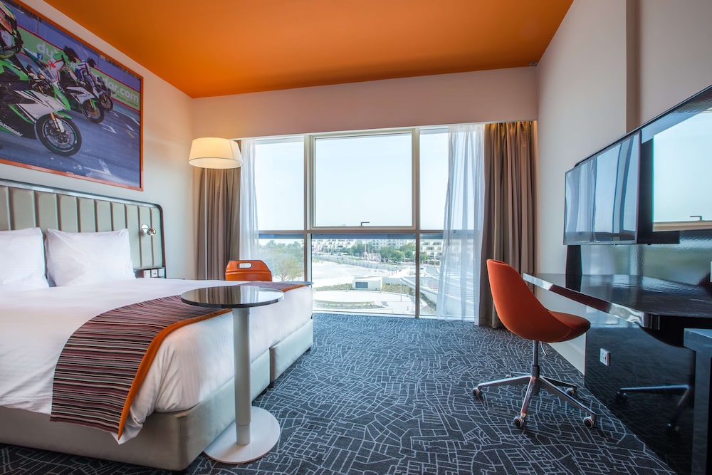Park Inn By Radisson Dubai Motor City 60/76