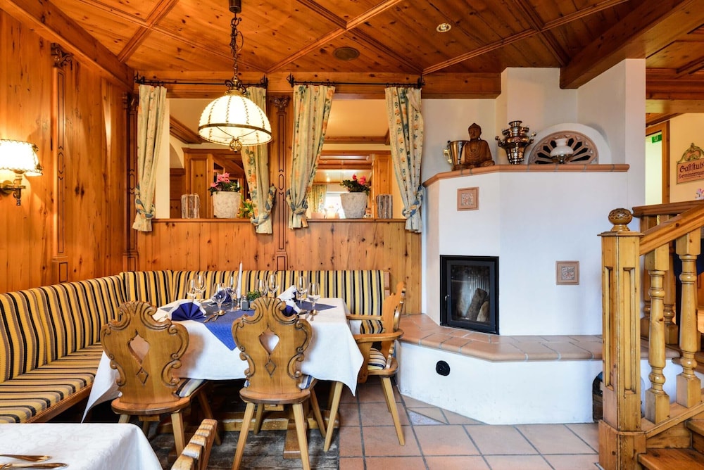 Landhotel Huber Am See 33/45