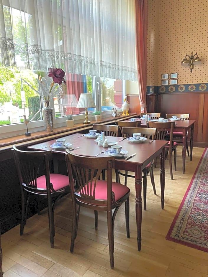 Hotel Krone 24/27