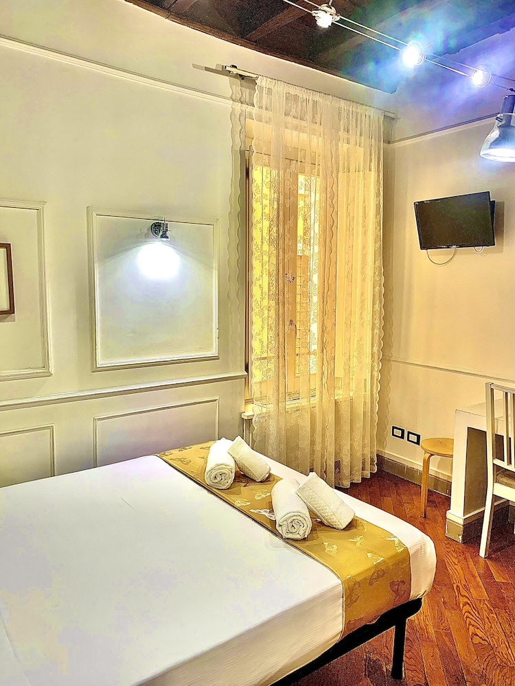 Domus Ester Roma 24/75