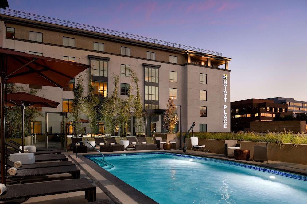 Hyatt Place Pasadena 5/66