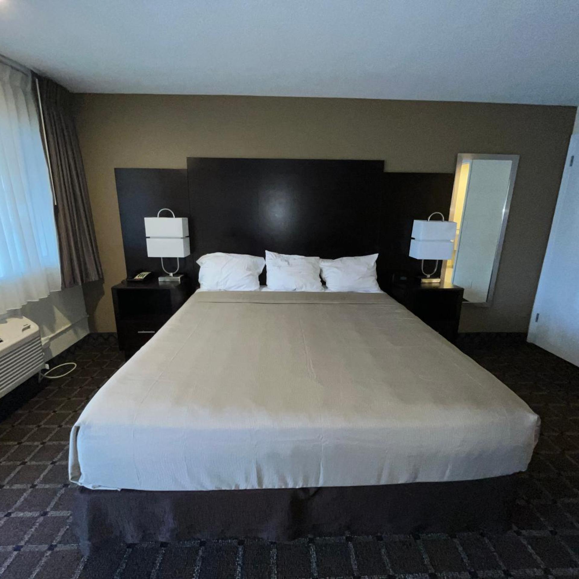 Oregon Trail Inn and Suites 19/50