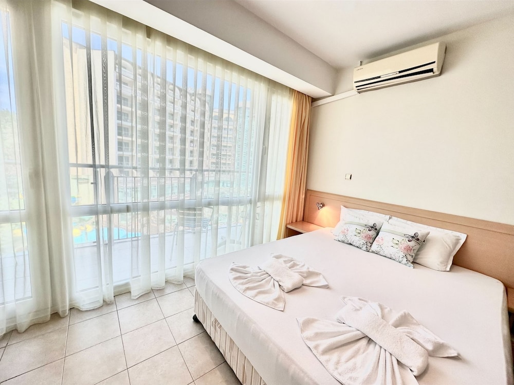 Planeta Hotel and Aquapark 13/50