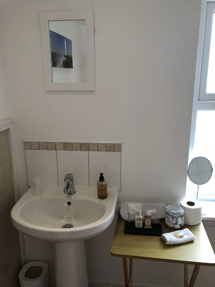 The Bowmore House Bed and Breakfast 30/36