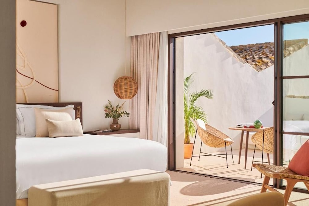 La Zambra the Unbound Collection By Hyatt 30/69