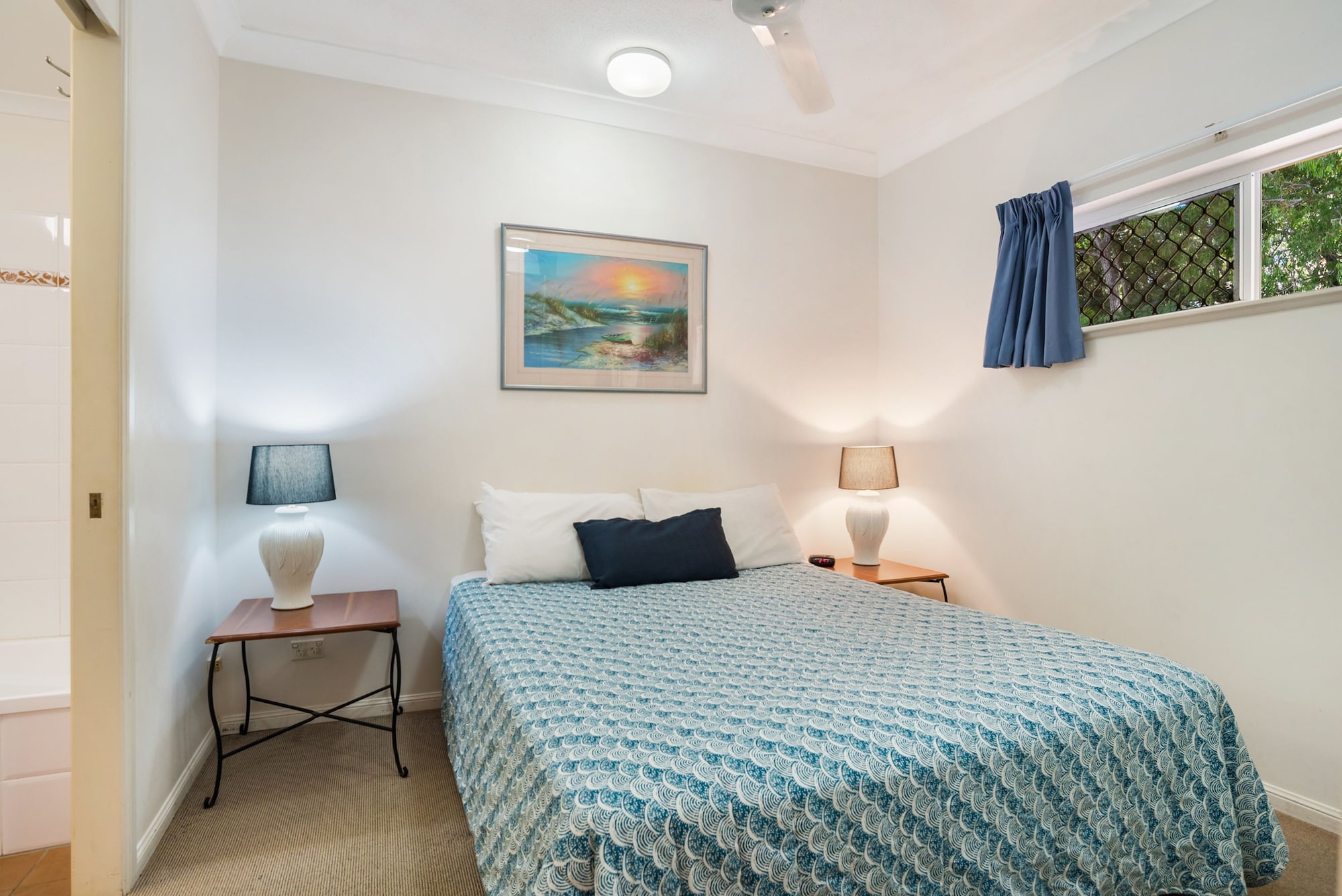 1 BEDROOM, APARTMENT, BEACH FRONT, PARTIAL OCEAN VIEW