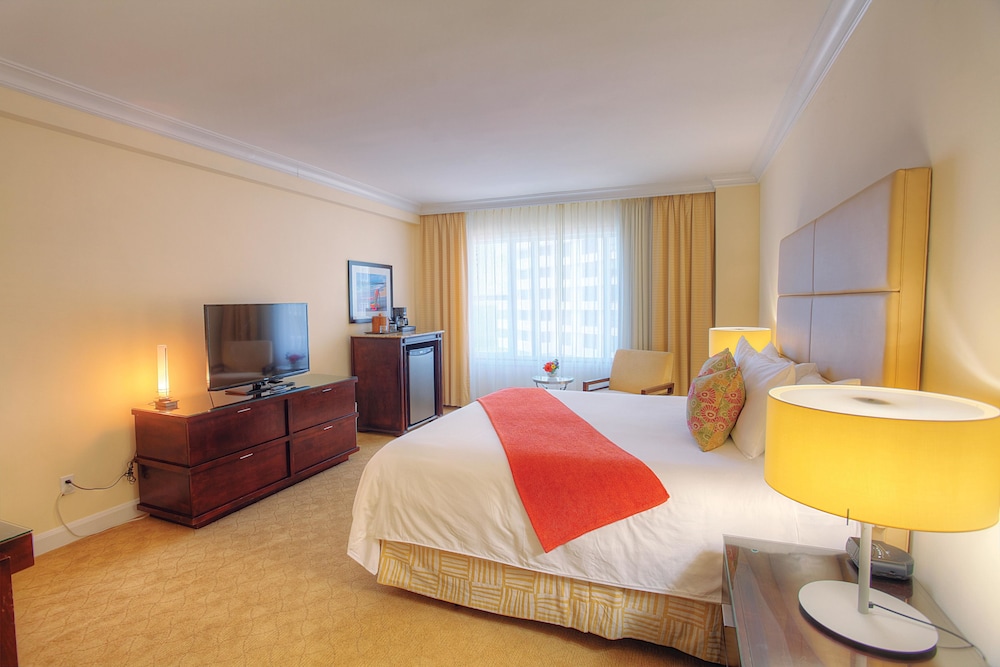 Sea View Hotel 25/74