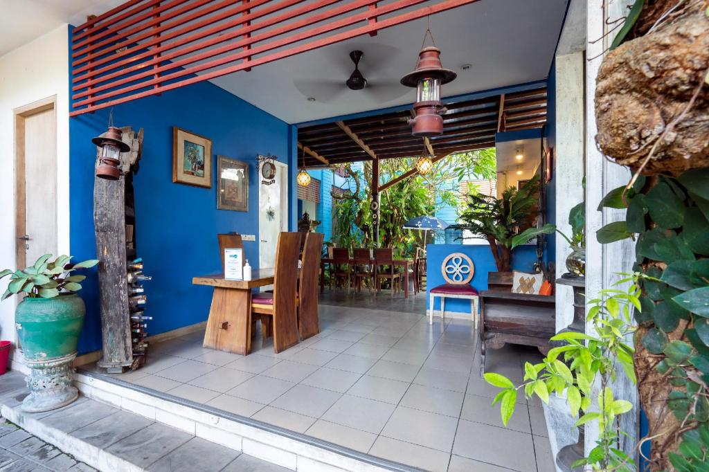 Reddoorz Near Pantai Sanur Bali 4/44