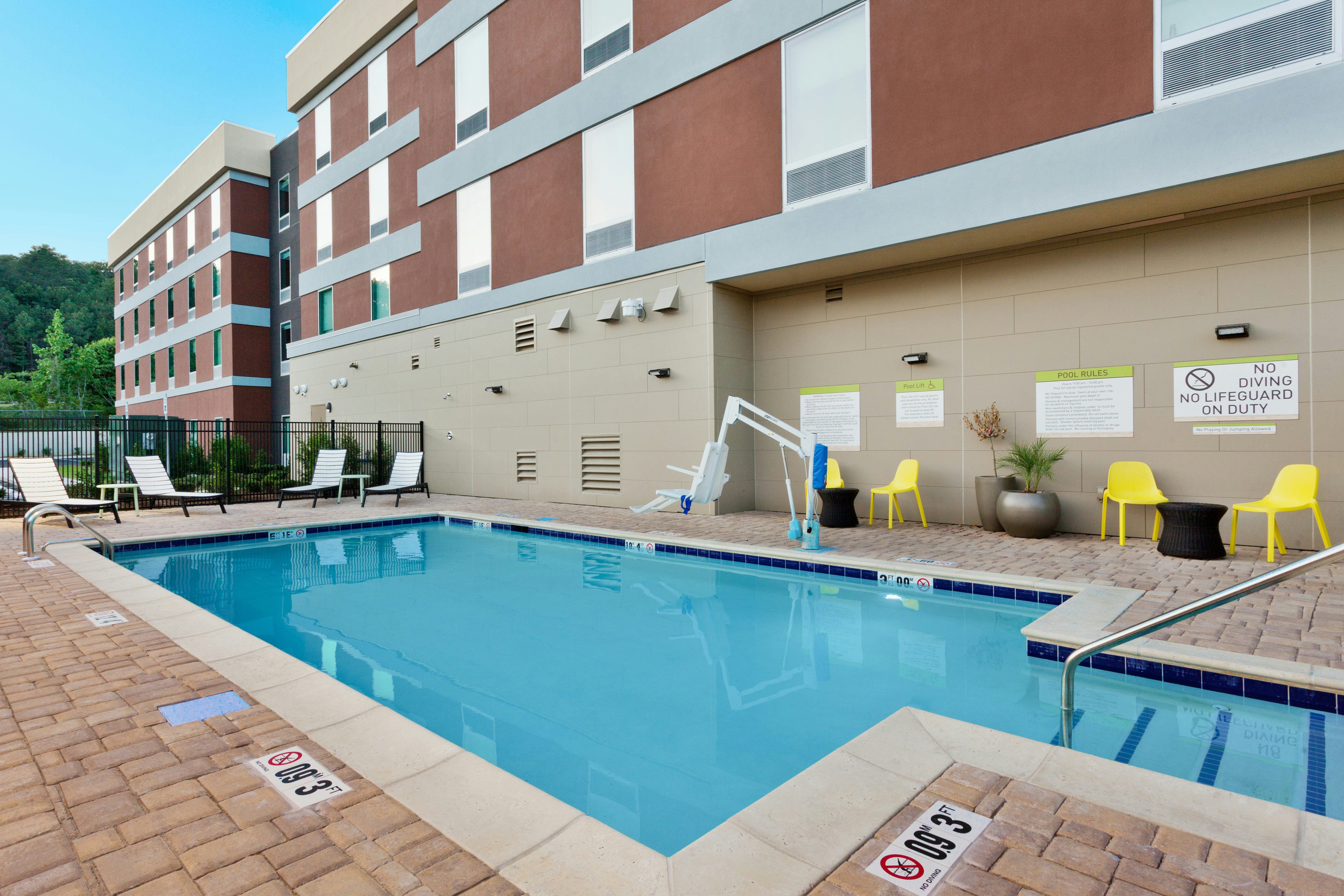 Home2 Suites by Hilton Birmingham Colonnade 17/18