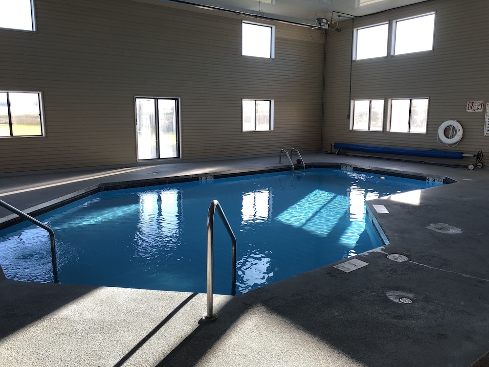 swimming pool spa