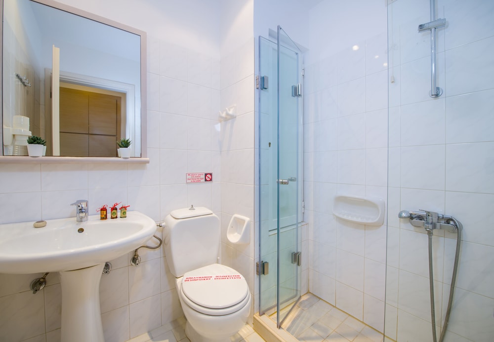 Kedrissos Hotel Apartments 41/44