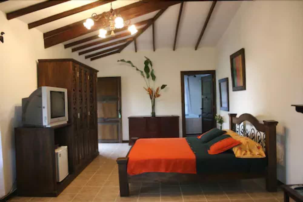 Hotel Campestre La Navarra 23/34