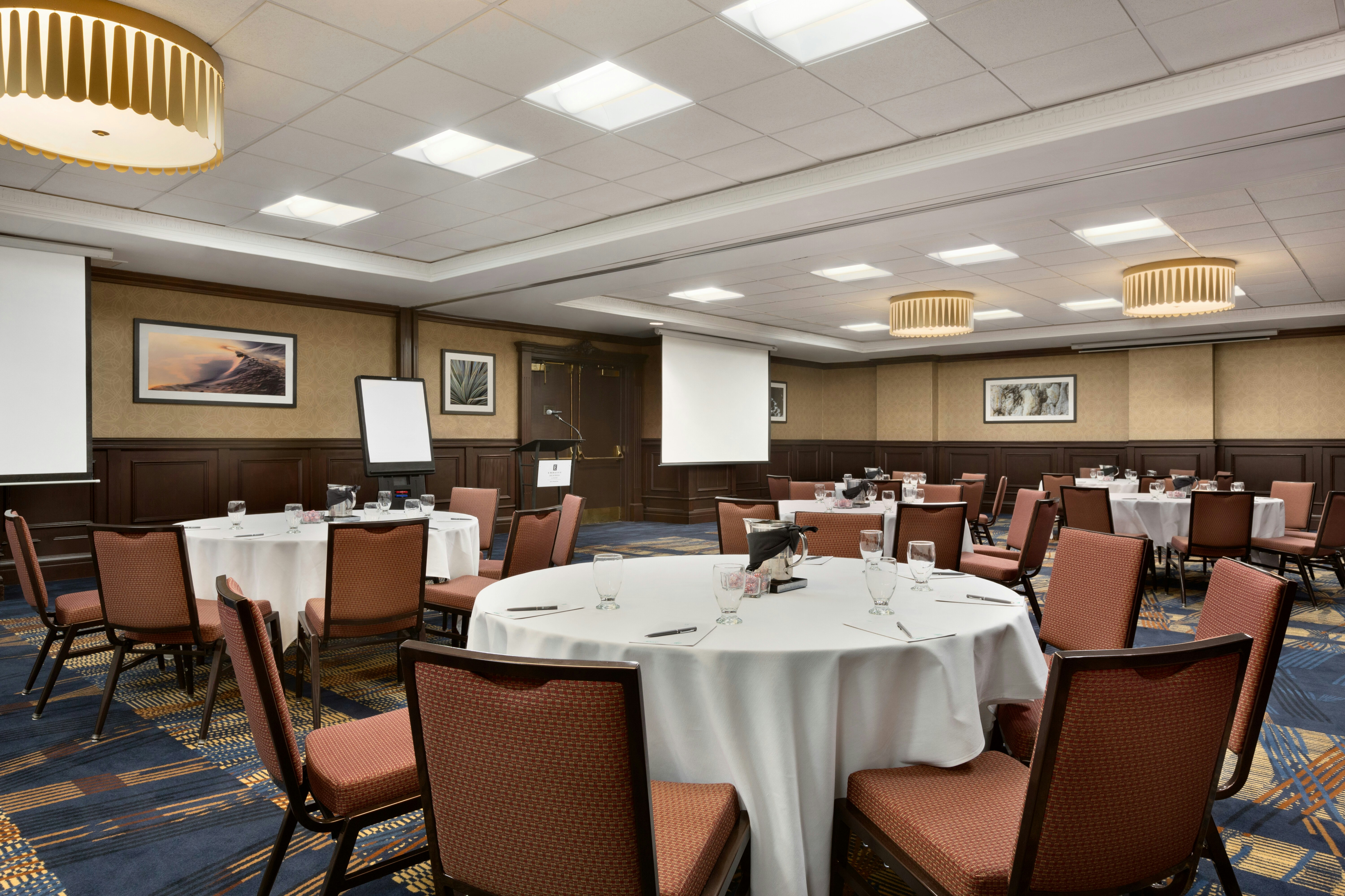 The Signature Suites 59/67
