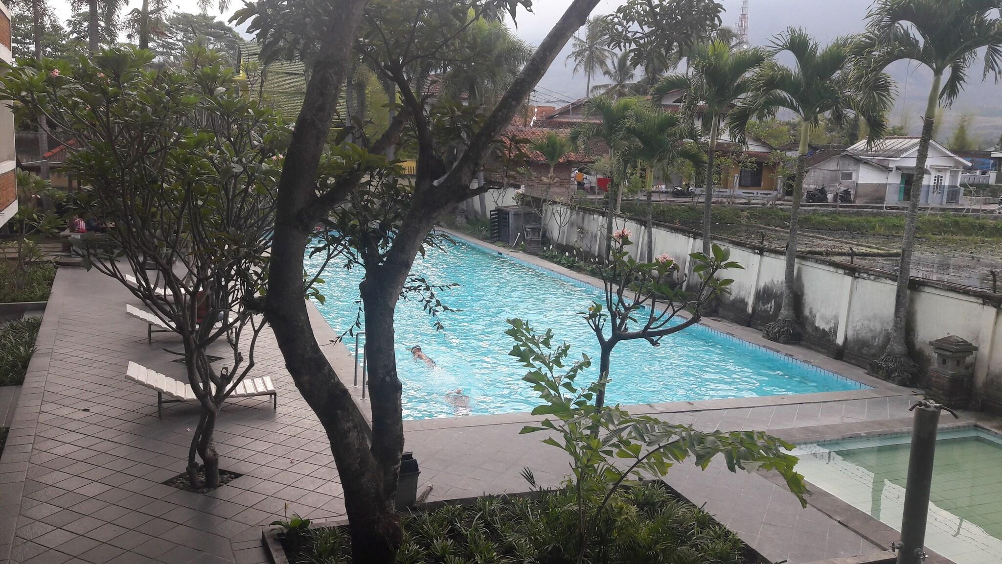 Hotel Augusta Garut 23/23