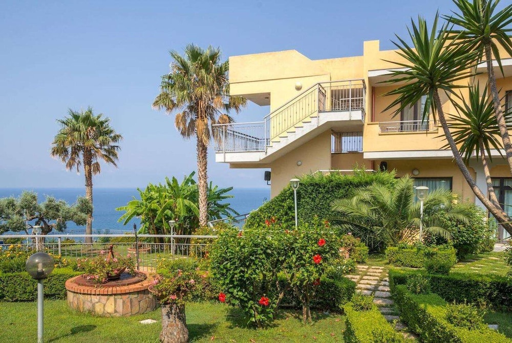 Nettuno Palace Hotel 25/27