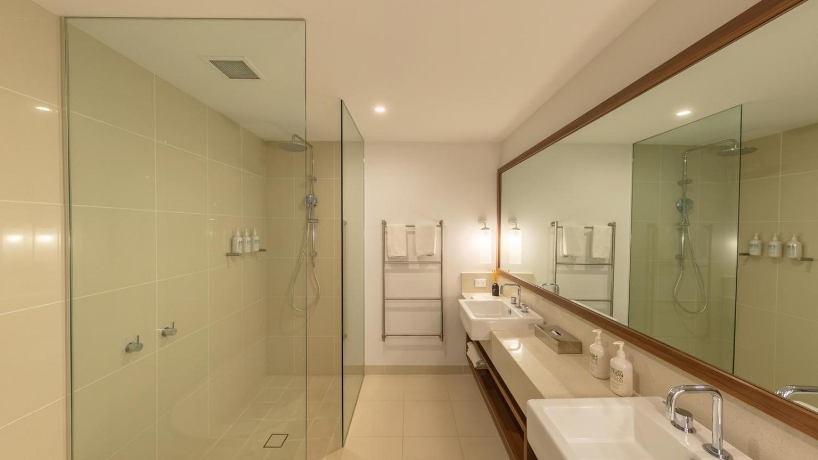 1 Bedroom, Suite, Golf Course View، The Sands Torquay 7/8