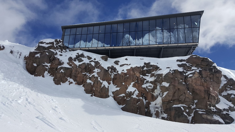 Plateau Lodge 2/48
