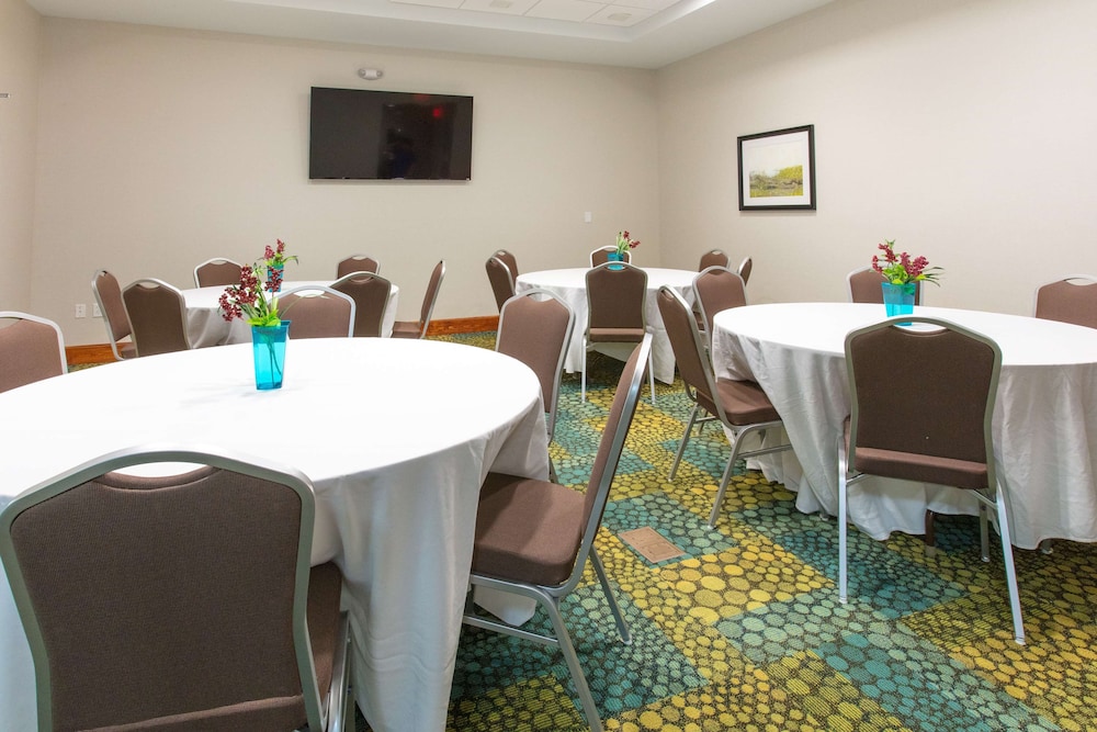 Hampton Inn Palatka 43/48