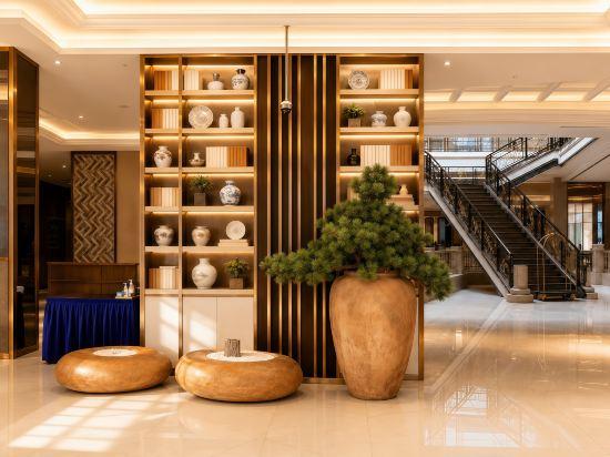Ji Hotel (Shanghai Pudong Airport Chengnan Road) 12/44