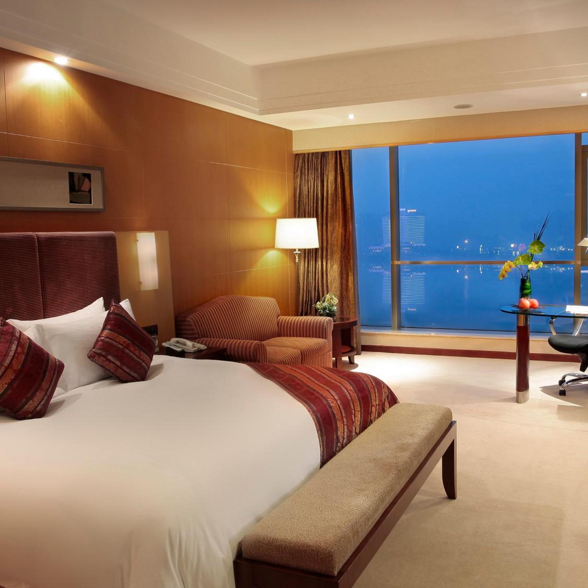 Qingyuan KB Hotel 9/69
