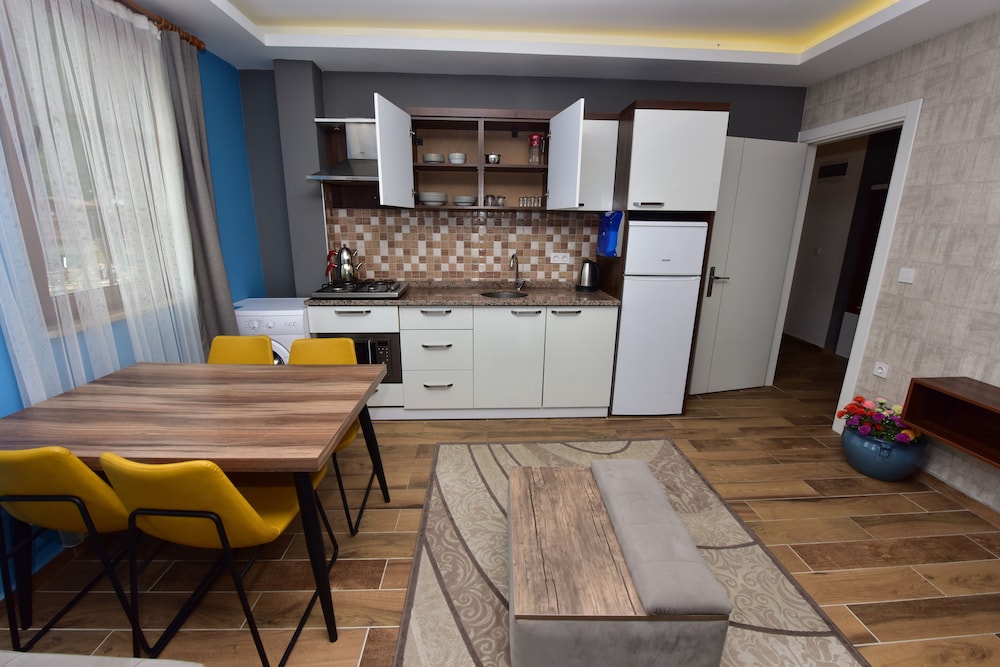 Hirande Hotel 40/50