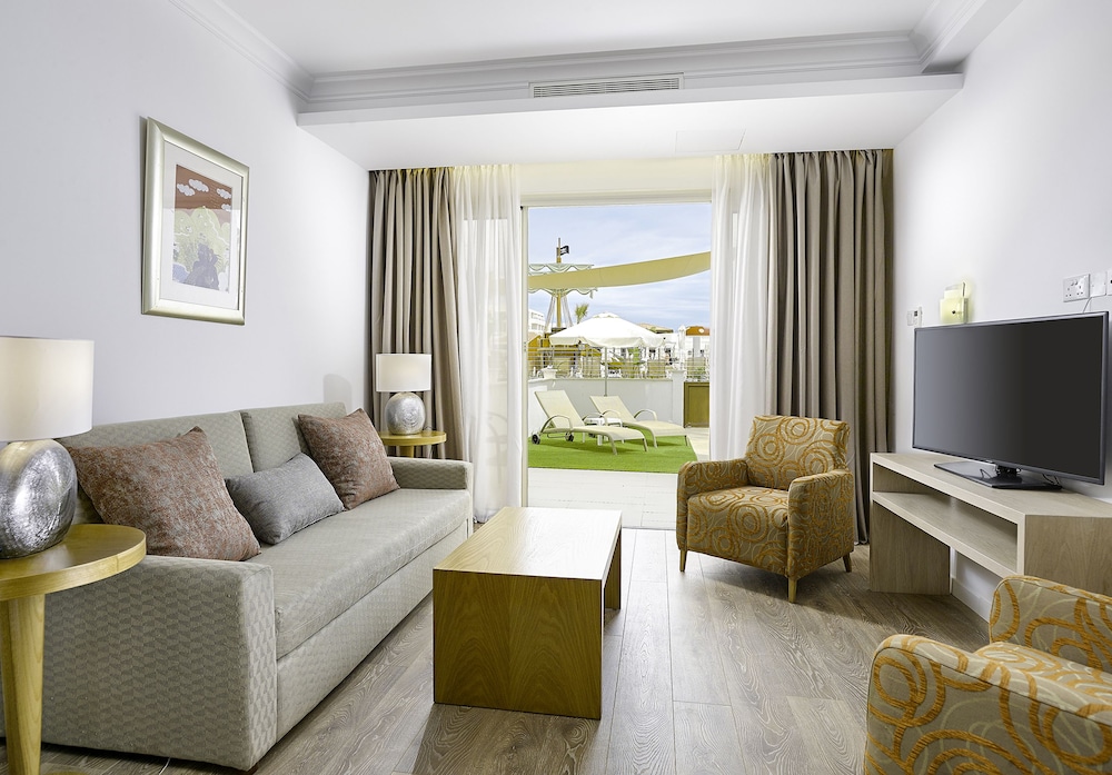 Olympic Lagoon Resort Ayia Napa 29/50