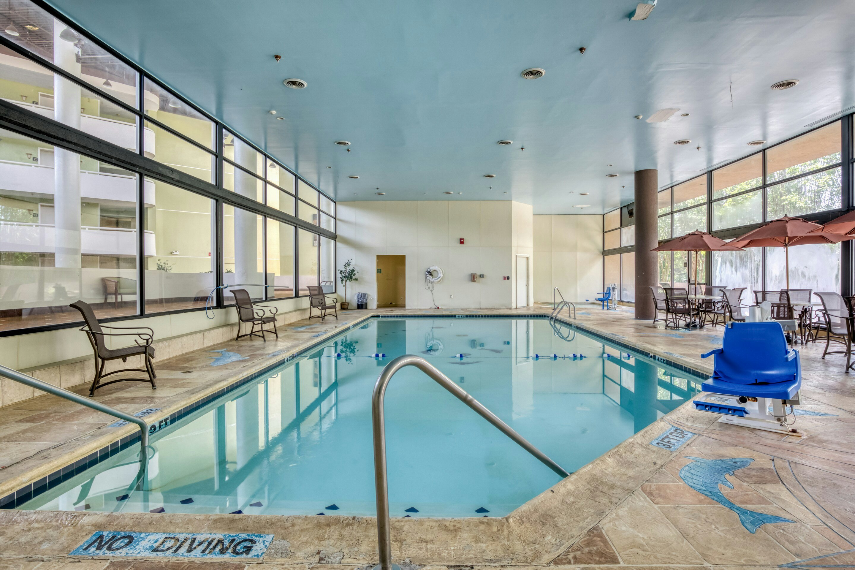 Gardentree Hotels Memphis East near I 40 22/37
