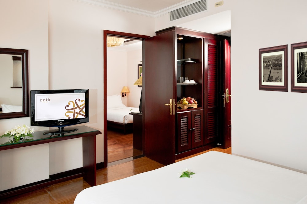 Cherish Hotel 23/50