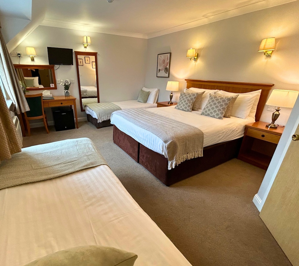 New Forest Lodge 12/37