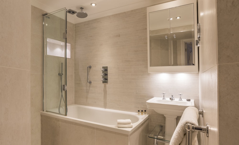 Sloane Place 41/45