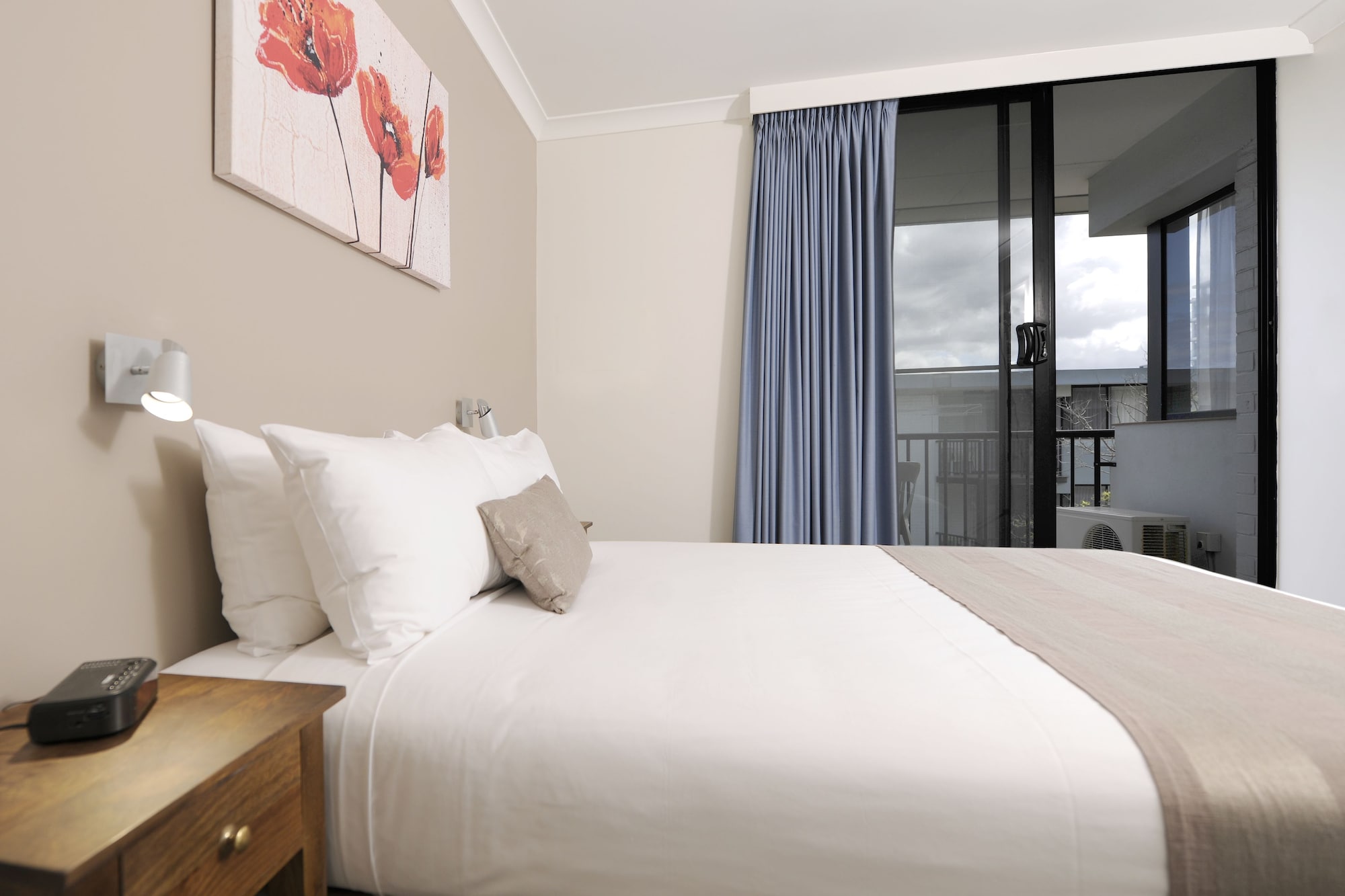 1 BEDROOM, APARTMENT