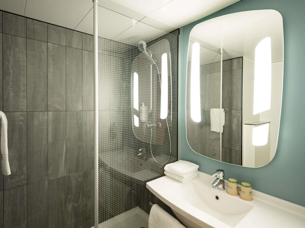 ibis Paris Gare de Lyon Ledru Rollin 12eme 74/74
