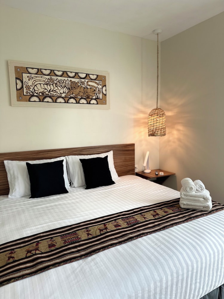 Oneiro Suites 6/41