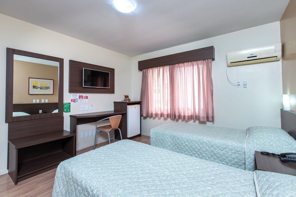 Hotel Suarez Sao Leopoldo 21/75