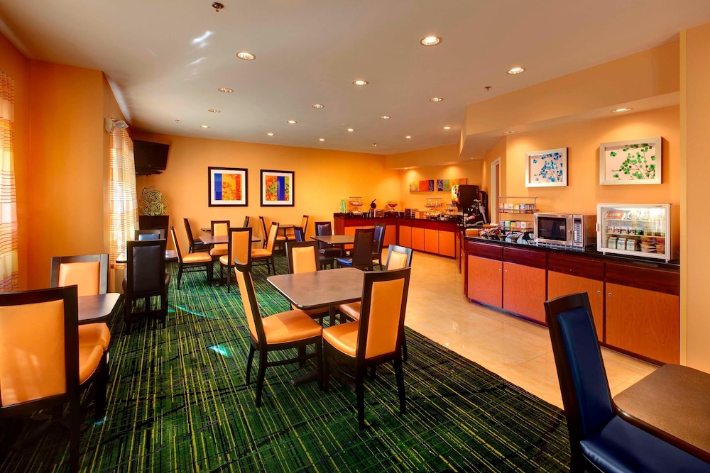 Fairfield Inn & Suites By Marriott St Petersburg Clearwater 21/28