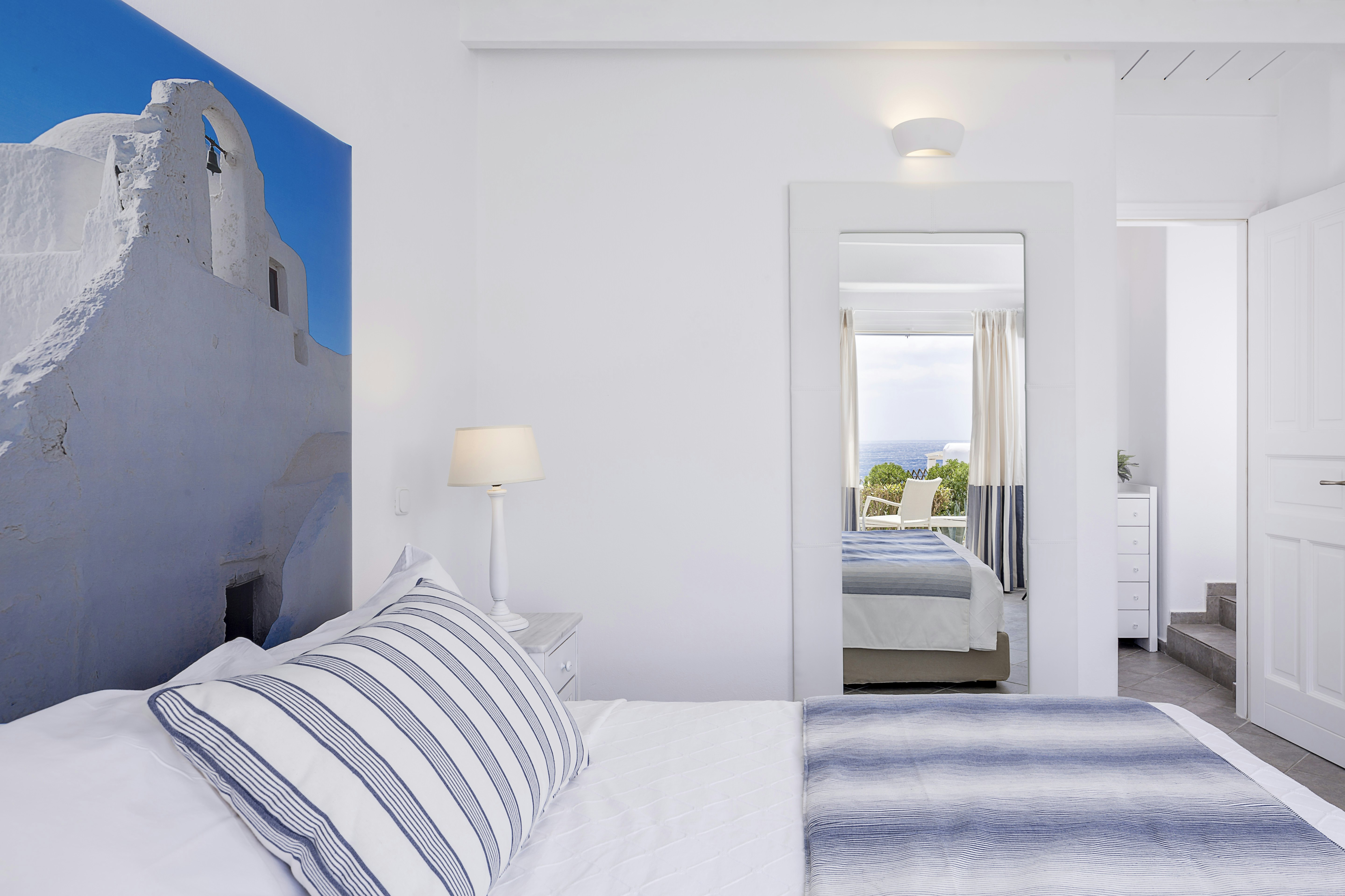 Supreme, Suite, Sea Front