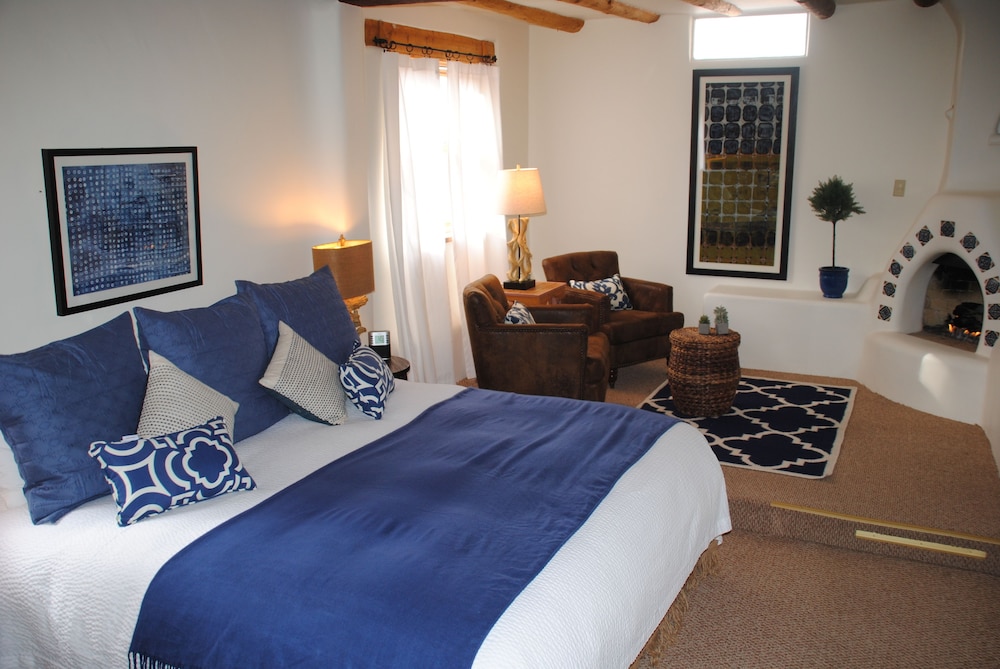 Old Taos Guesthouse Bed and Breakfast 18/69