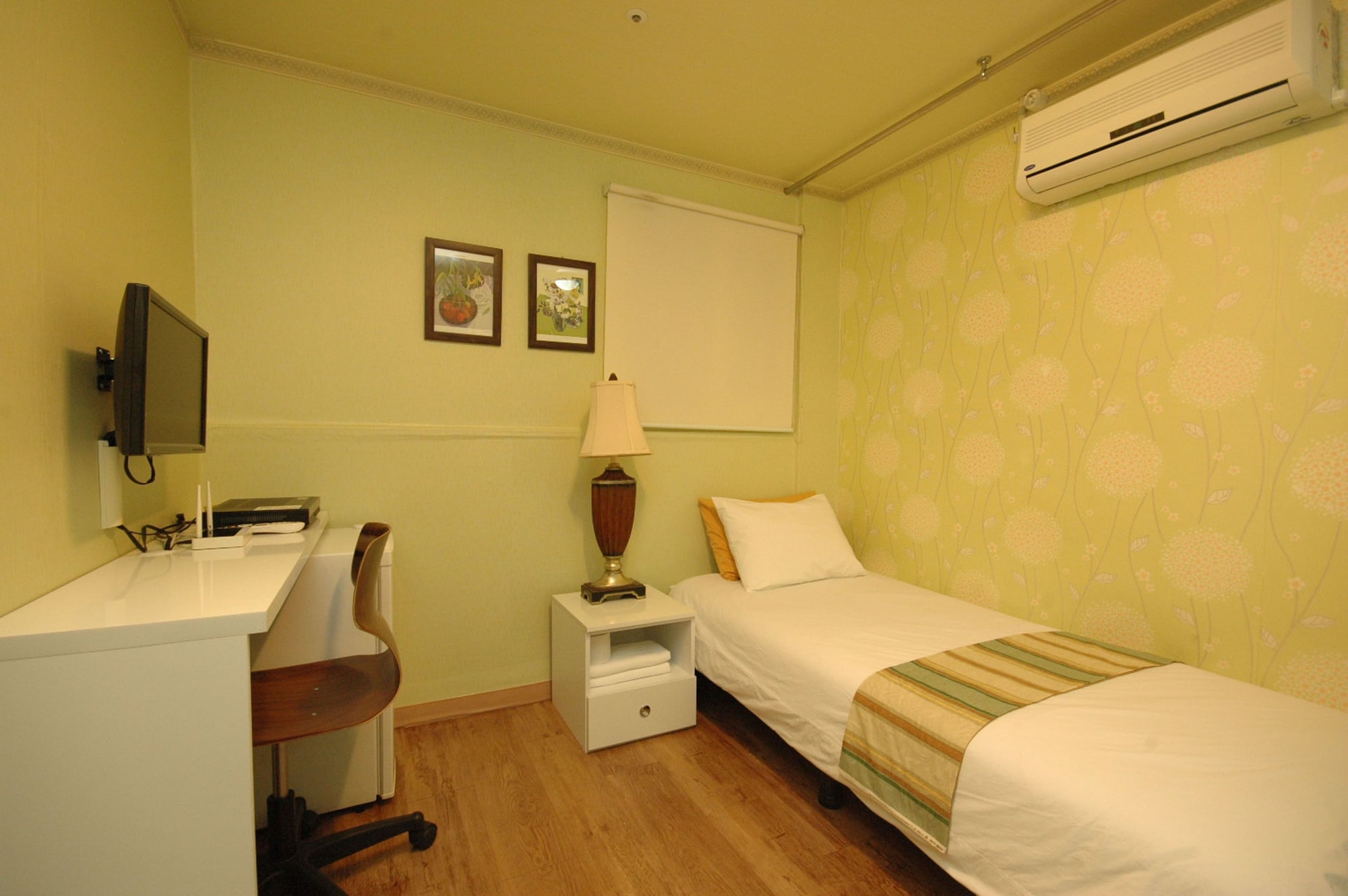 Mini, Single، E Residence 3/4