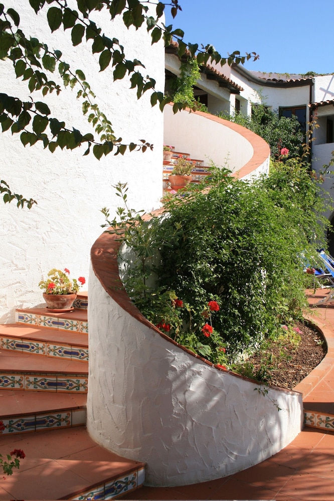Villa Mediterranea 12/28