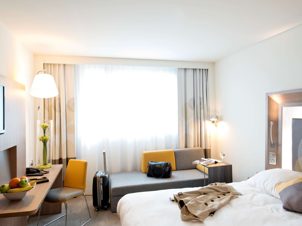 NOVOTEL LODZ CENTRUM 60/77