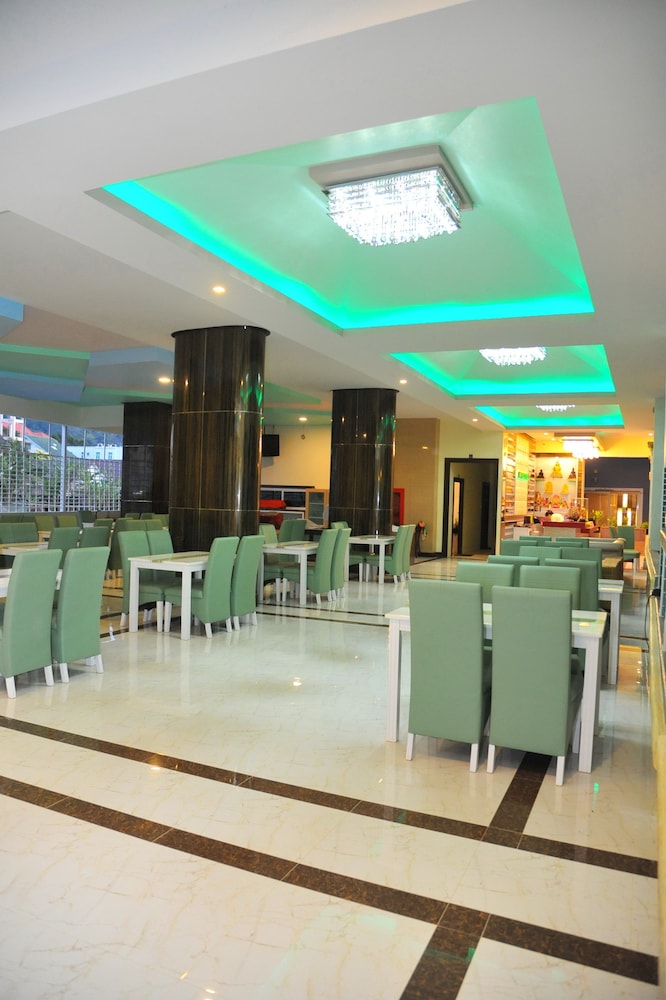 Addplus Hotel And Spa 1/27