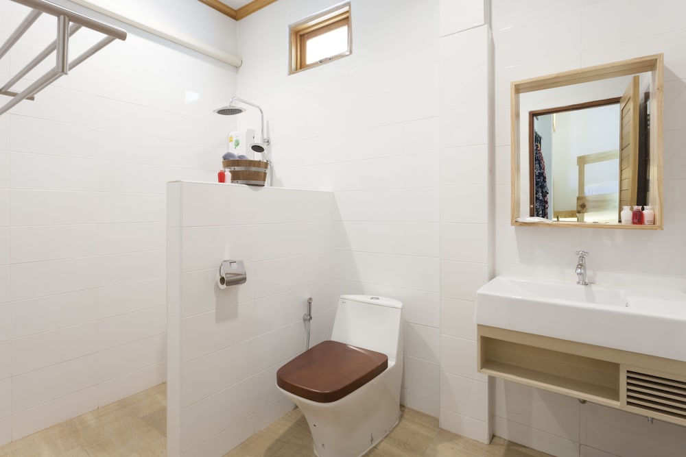 Haikin Ryokan 50/50