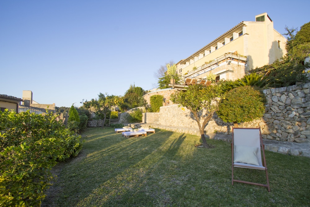 Can Cota Boutique Hotel 62/67
