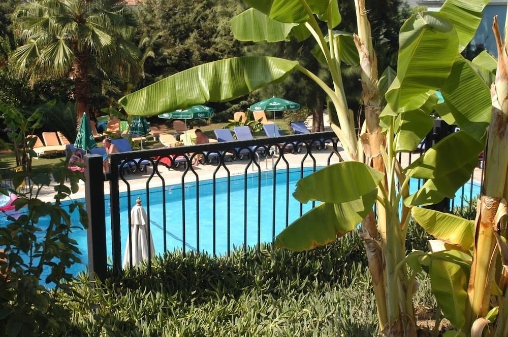 Antas Deluxe Apartments 18/69