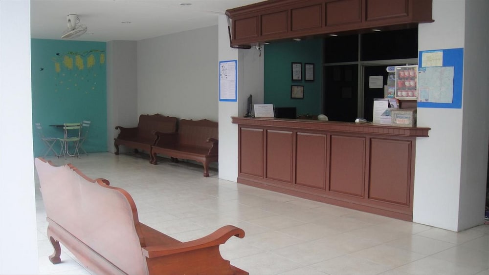 Pakchong Phubade Hotel 9/57