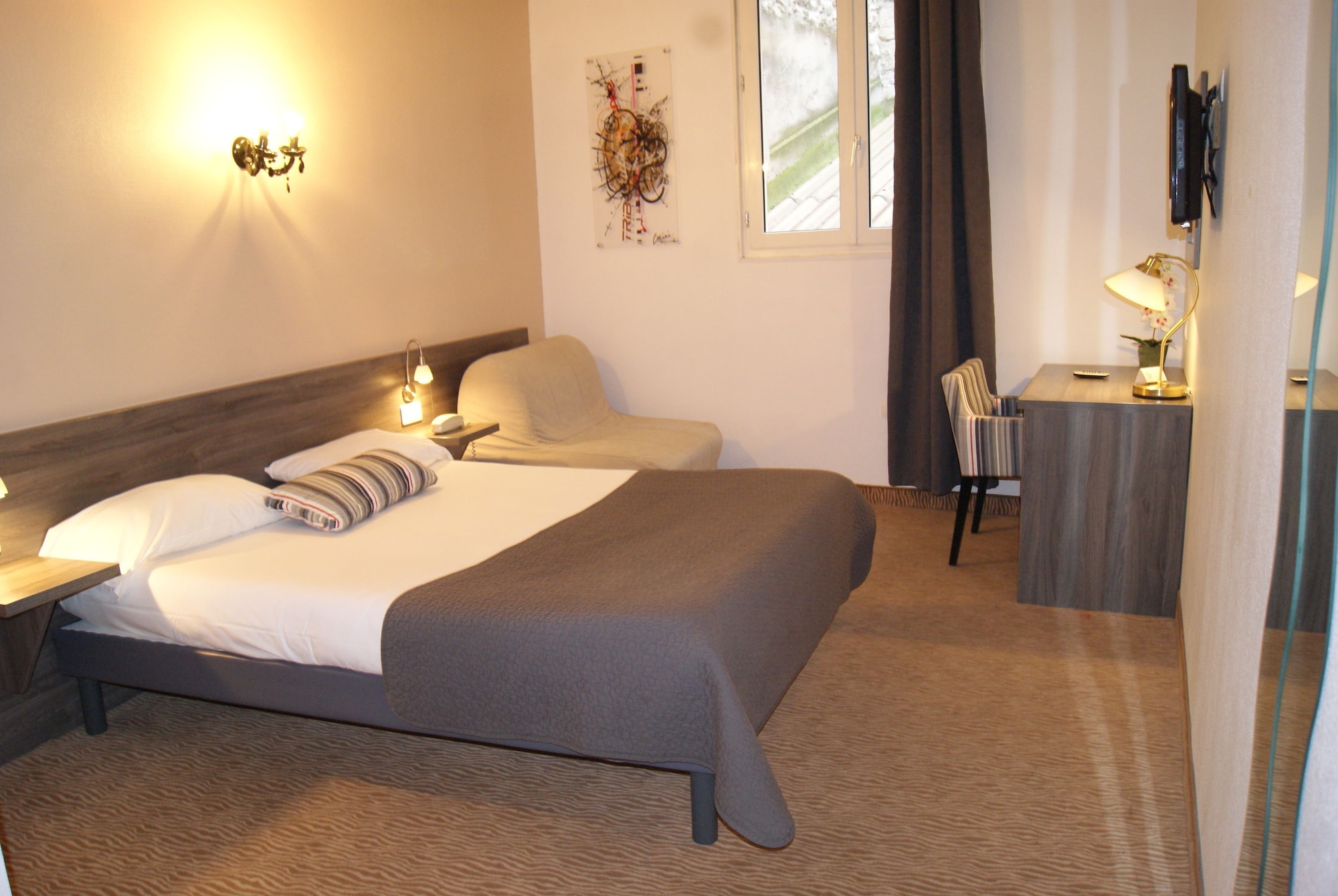 STANDARD, DOUBLE BED