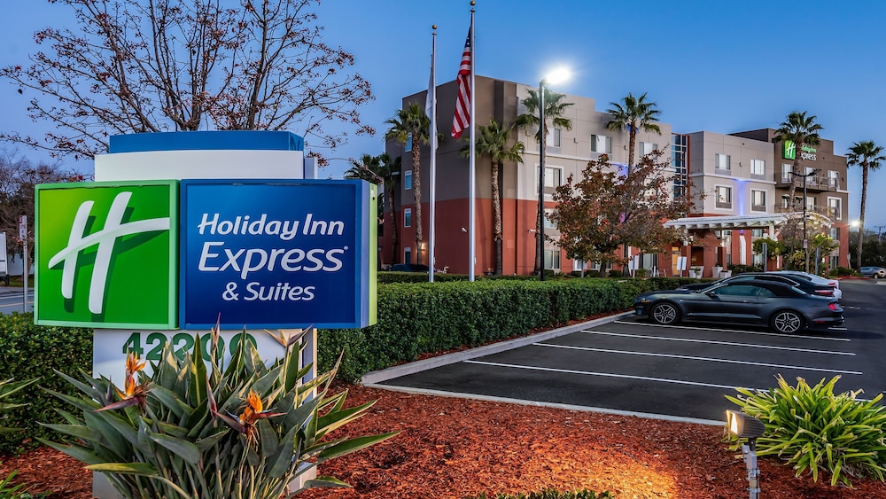 Holiday Inn Express Hotel And Suites Fremont Milpitas Central 62/69