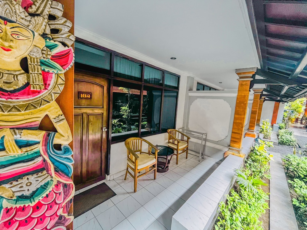 Bali Summer Hotel 4/50