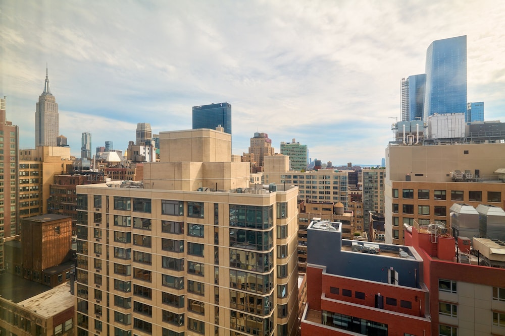 Candlewood Suites New York City- Times Square 7/50