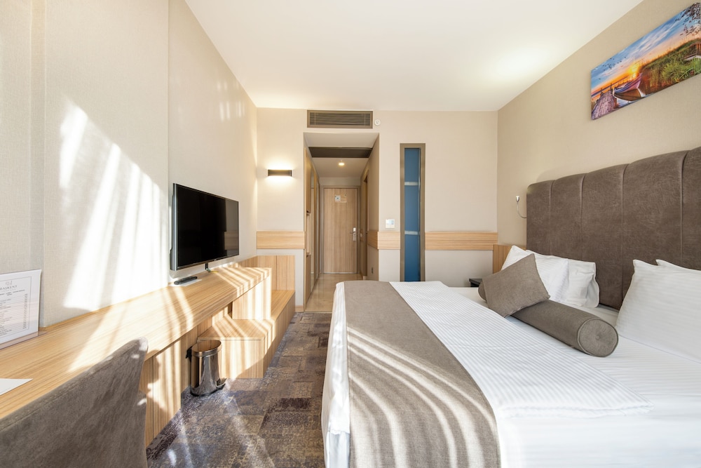 Standard, Double Bed